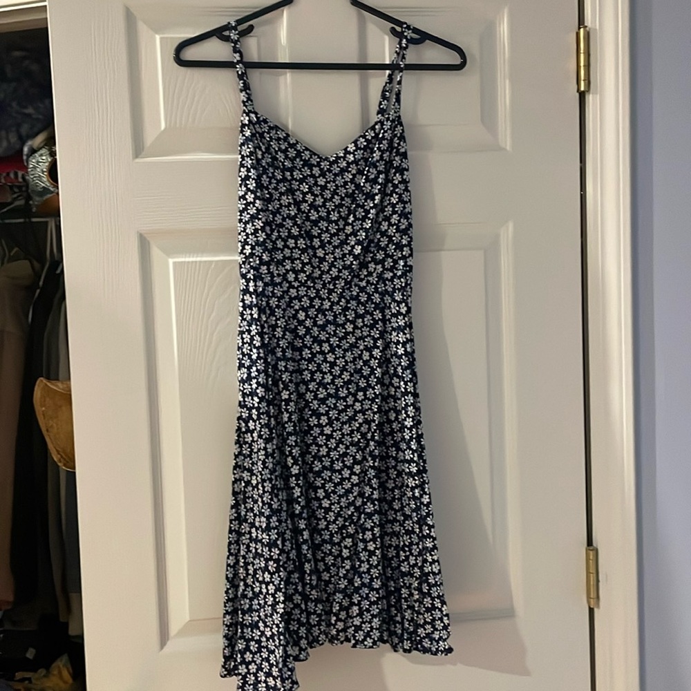 Old navy blue flowered dress, size M